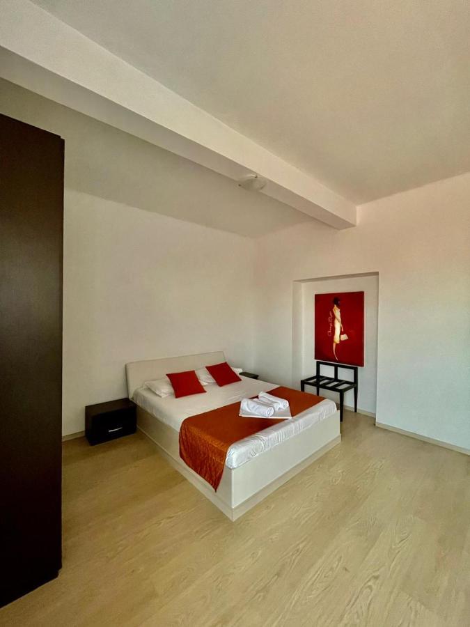 Hostel Cazino Nord Rooms Мамая Екстериор снимка