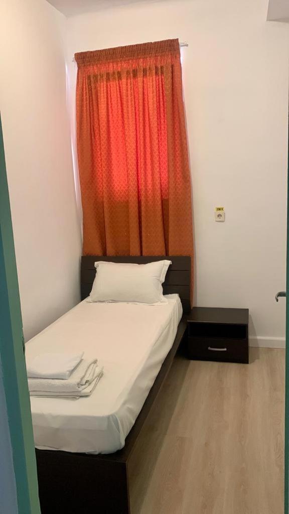 Hostel Cazino Nord Rooms Мамая Екстериор снимка