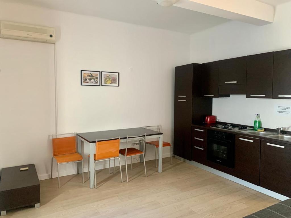 Hostel Cazino Nord Rooms Мамая Екстериор снимка