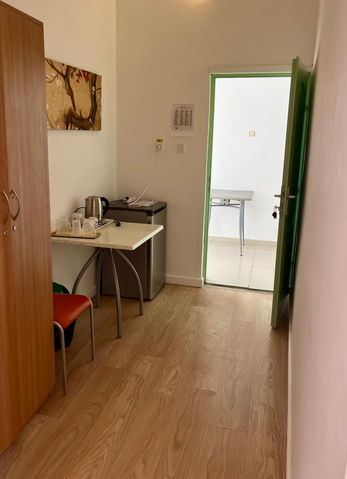 Hostel Cazino Nord Rooms Мамая Екстериор снимка