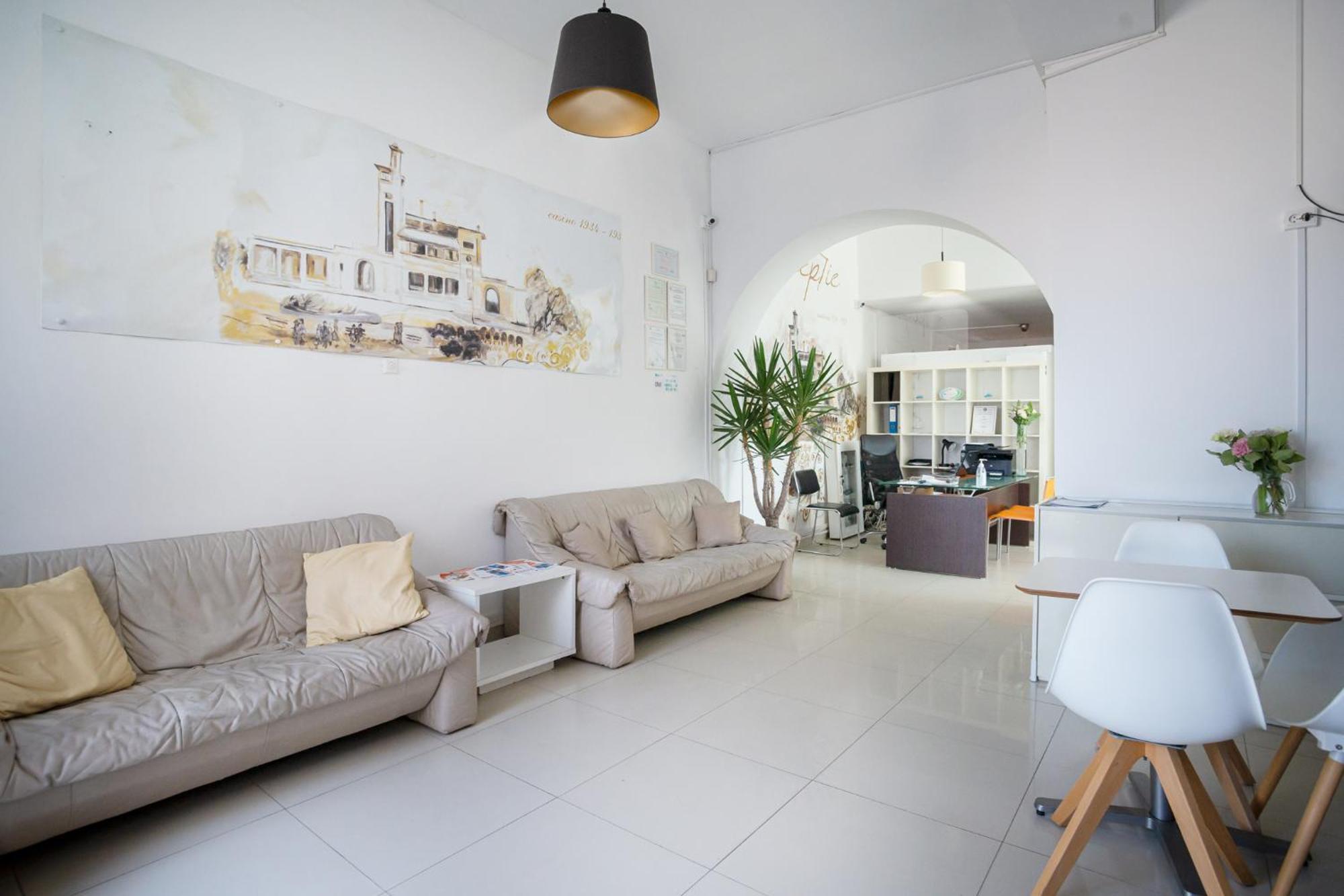 Hostel Cazino Nord Rooms Мамая Екстериор снимка