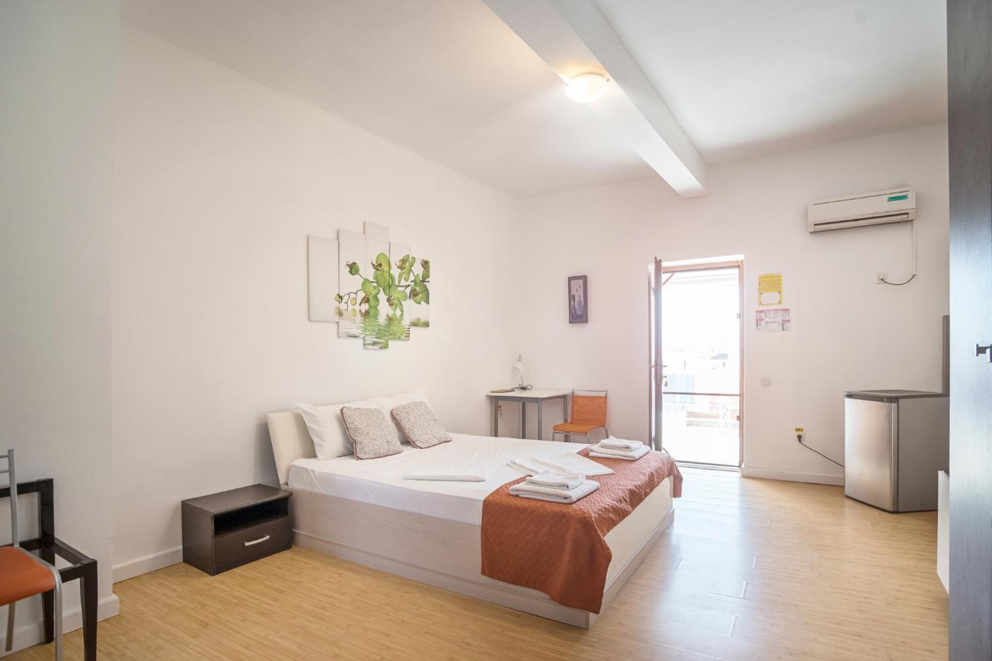 Hostel Cazino Nord Rooms Мамая Екстериор снимка