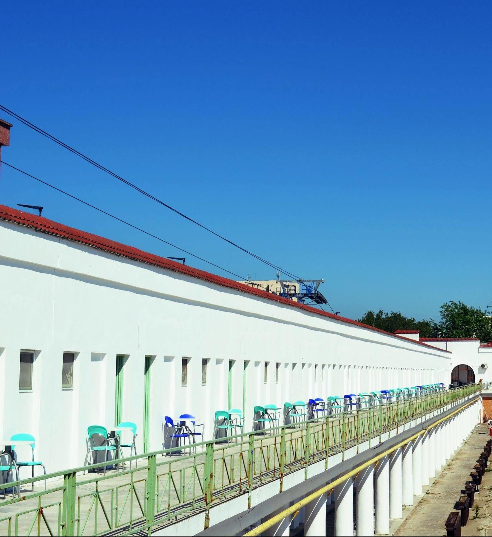 Hostel Cazino Nord Rooms Мамая Екстериор снимка